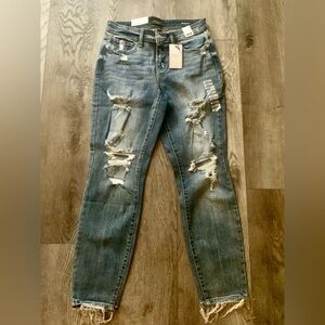 NWT Judy Blue size 3/26 destroyed jeans. boyfriend fit